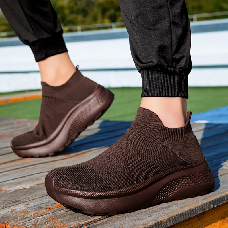 Szerokie dzianinowe sneakersy  – Knit Stabilizer Stretch recenzja i cena